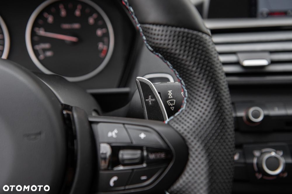 BMW Seria 1 116i Sport Line - 27