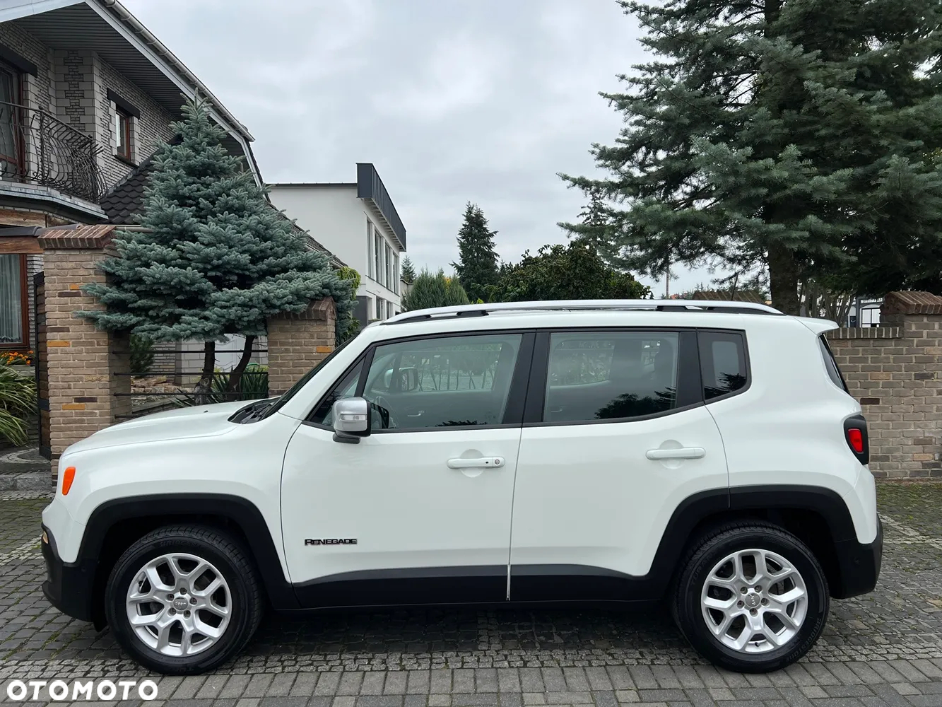 Jeep Renegade - 13