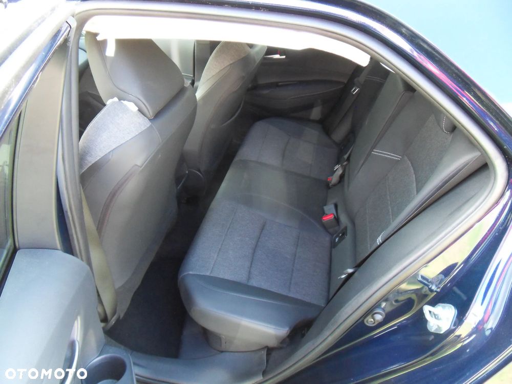 Toyota Corolla 1.8 Hybrid Selection - 15