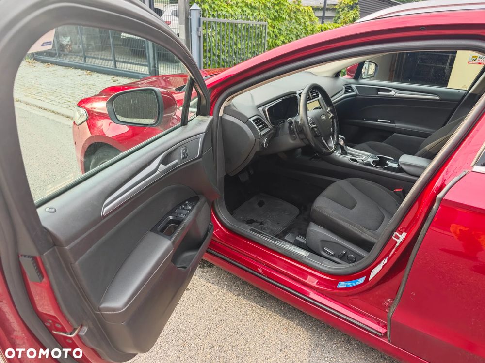 Ford Mondeo 2.0 TDCi Bi-Turbo Titanium PowerShift - 18