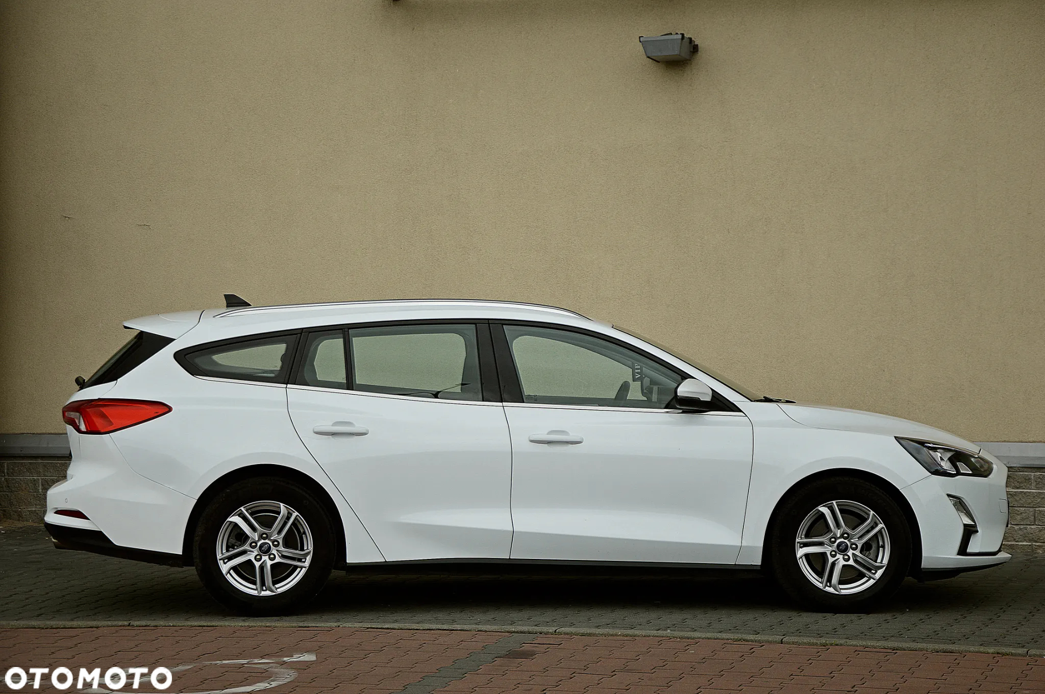 Ford Focus Turnier 1.5 EcoBlue Start-Stopp-System ACTIVE - 21