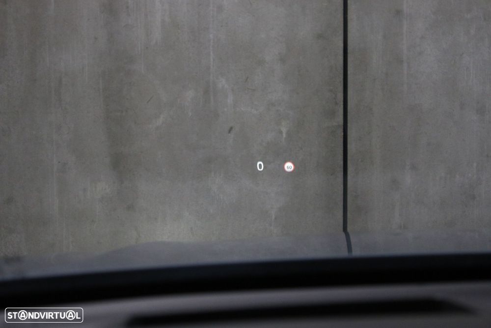 Volvo XC 60 2.0 T6 PHEV Plus Dark AWD - 19