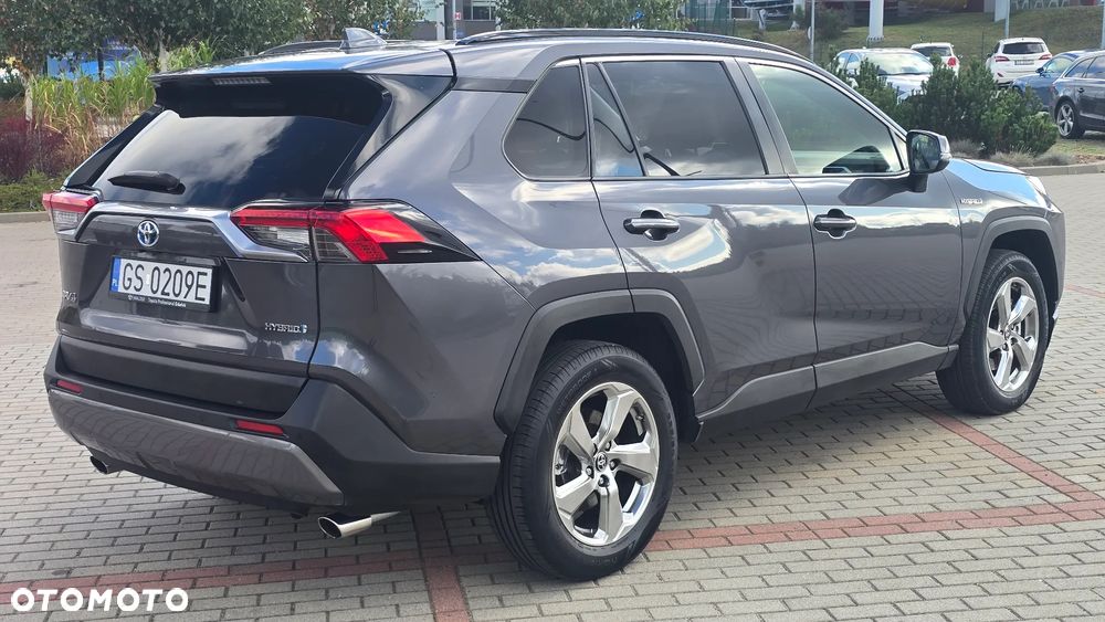 Toyota RAV4 - 4