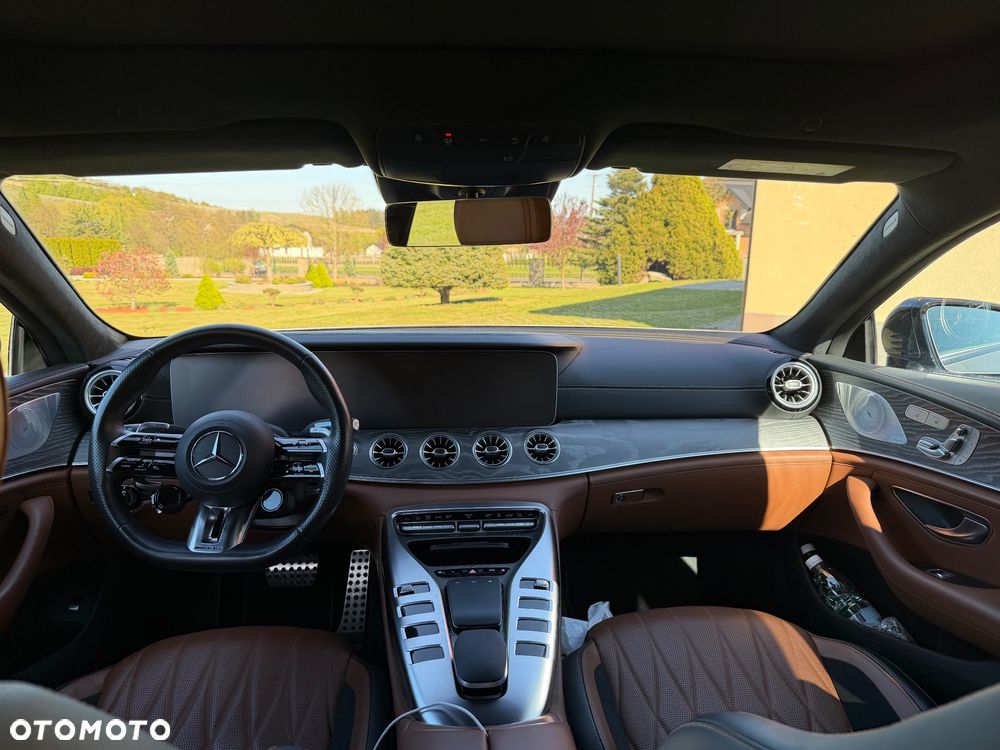 Mercedes-Benz AMG GT 43 4-Matic+ - 9