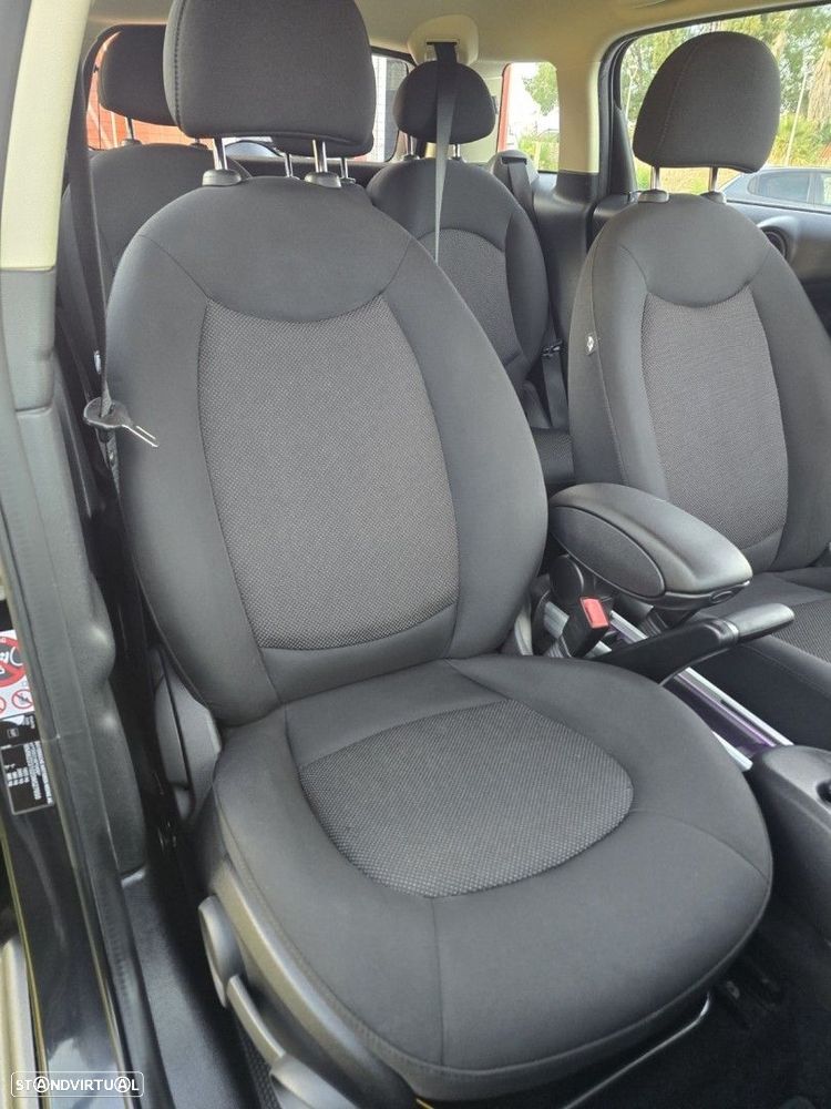 MINI Countryman Cooper D - 10