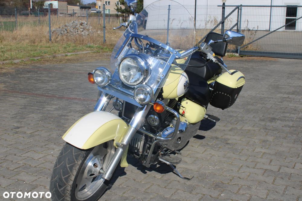 Suzuki VL 1500 Intruder LC - Boulevard C90 - 4