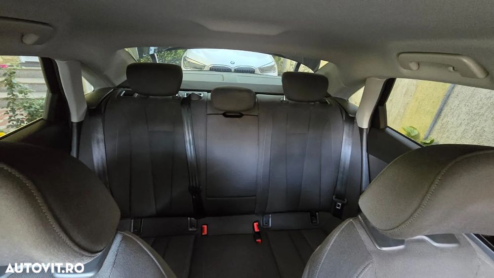 Audi A4 2.0 TDI ultra S tronic - 20