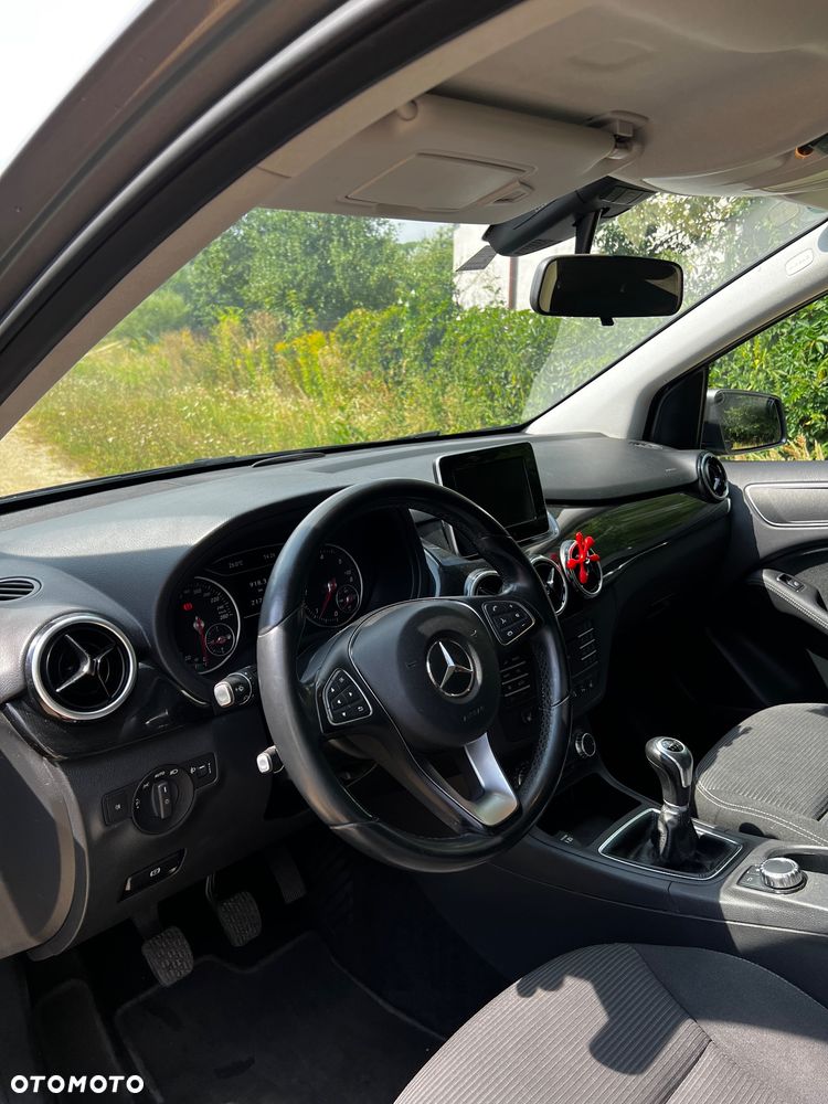 Mercedes-Benz Klasa B ver-2-0-tdi-sport-style - 14