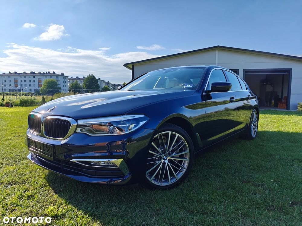 BMW Seria 5 530i xDrive Sport Line - 2