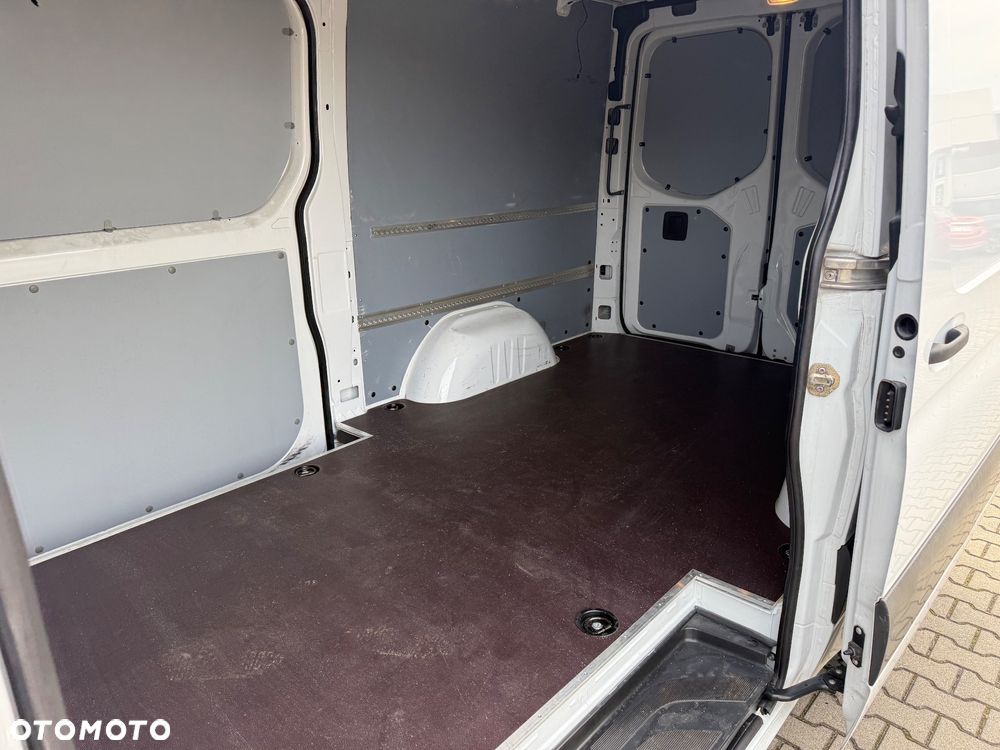 Mercedes-Benz Sprinter - 6