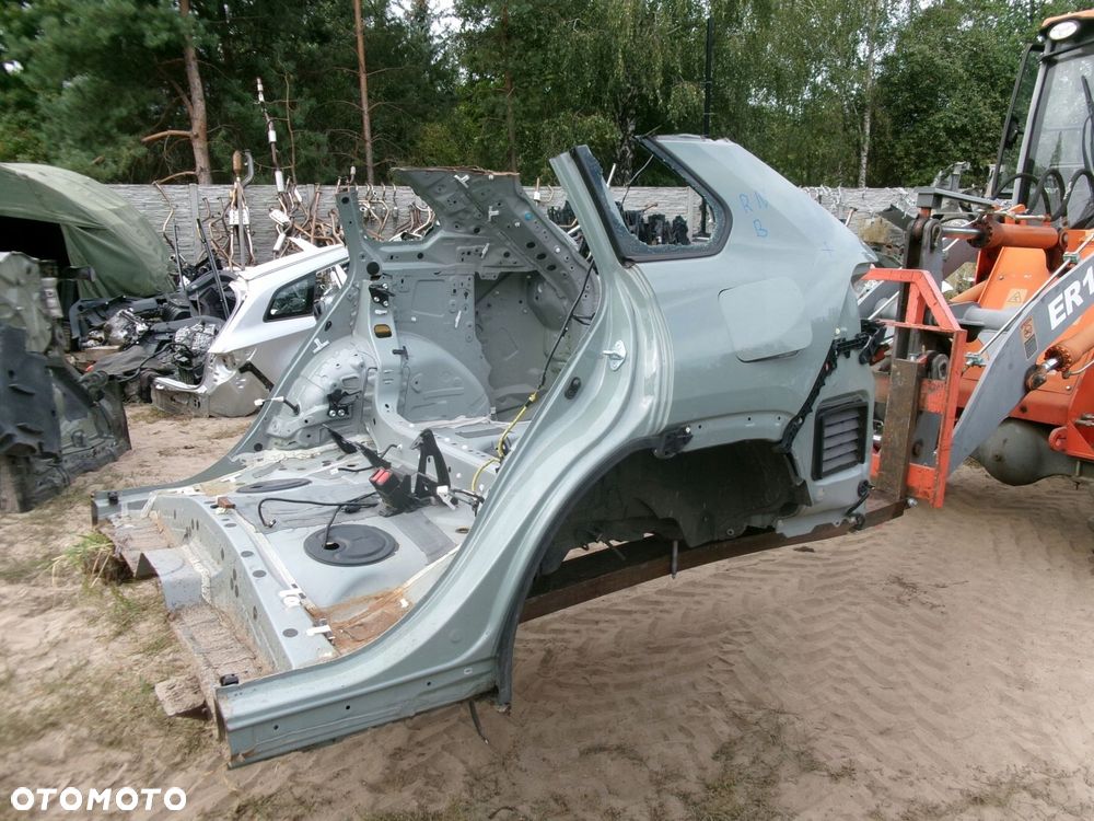 toyota rav4 v generacji benzyna tył wanna pas - 1