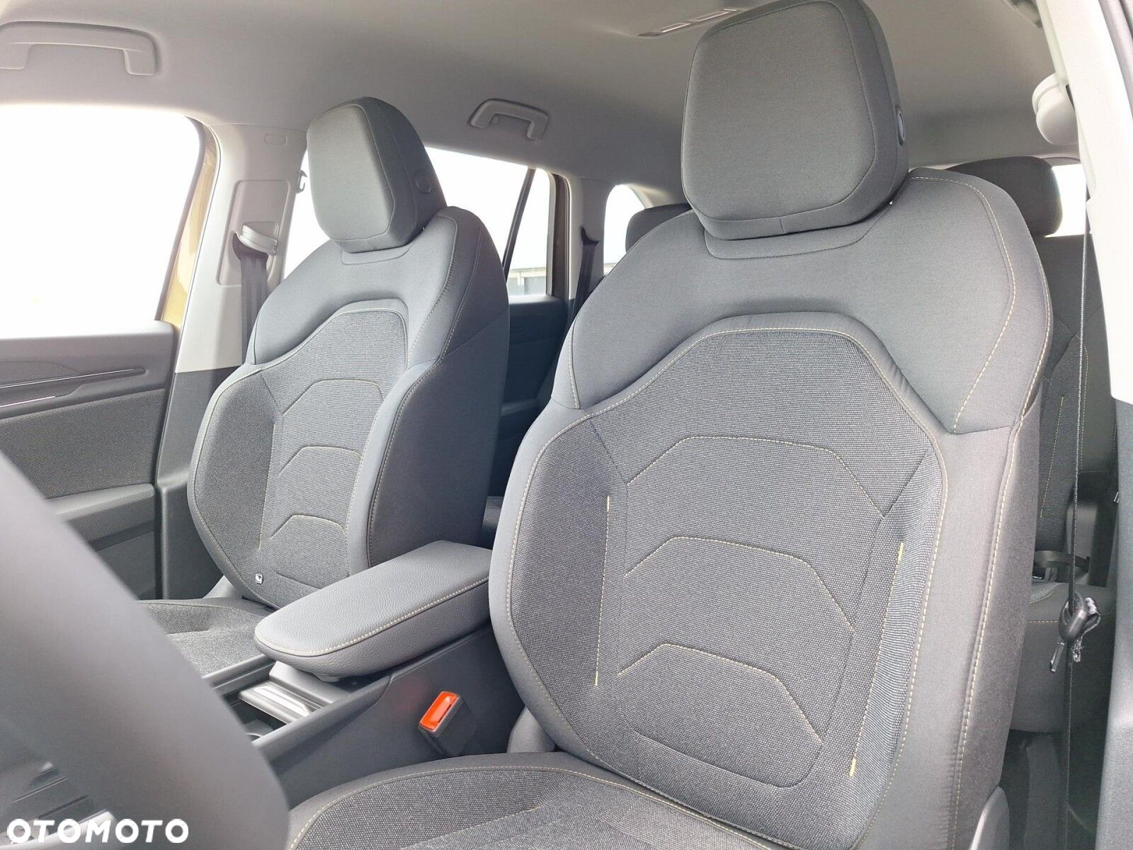 Skoda Kodiaq 1.5 TSI mHEV 4x2 Selection DSG - 25