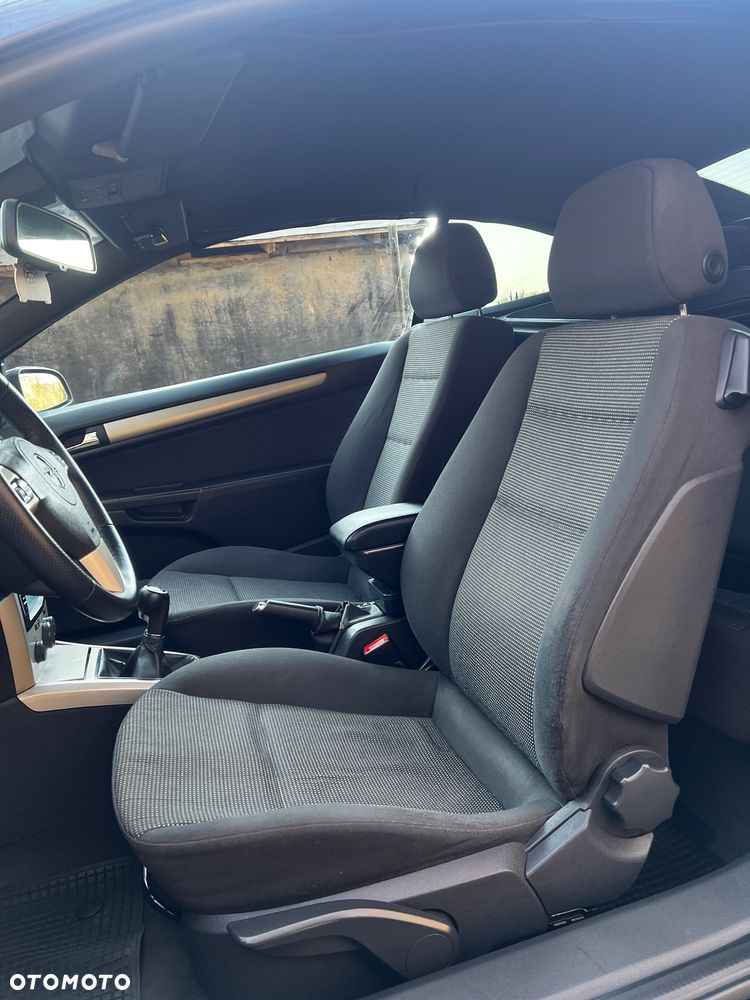 Opel Astra 1.6 Enjoy - 10