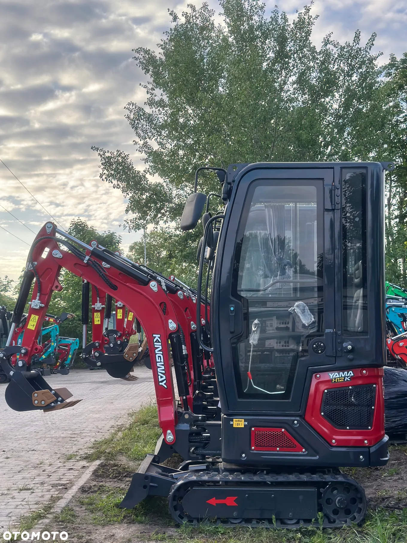 Kingway YAMA H12K Kabina Chłodnica Joistick 1200kg Ramię SKR + 3 łyżki - 17