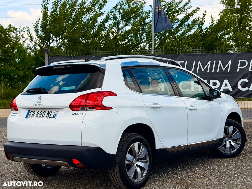 Peugeot 2008 PureTech 110 Stop&Start Allure - 4