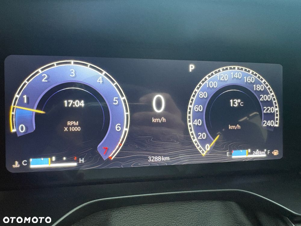 Jeep Grand Cherokee - 34