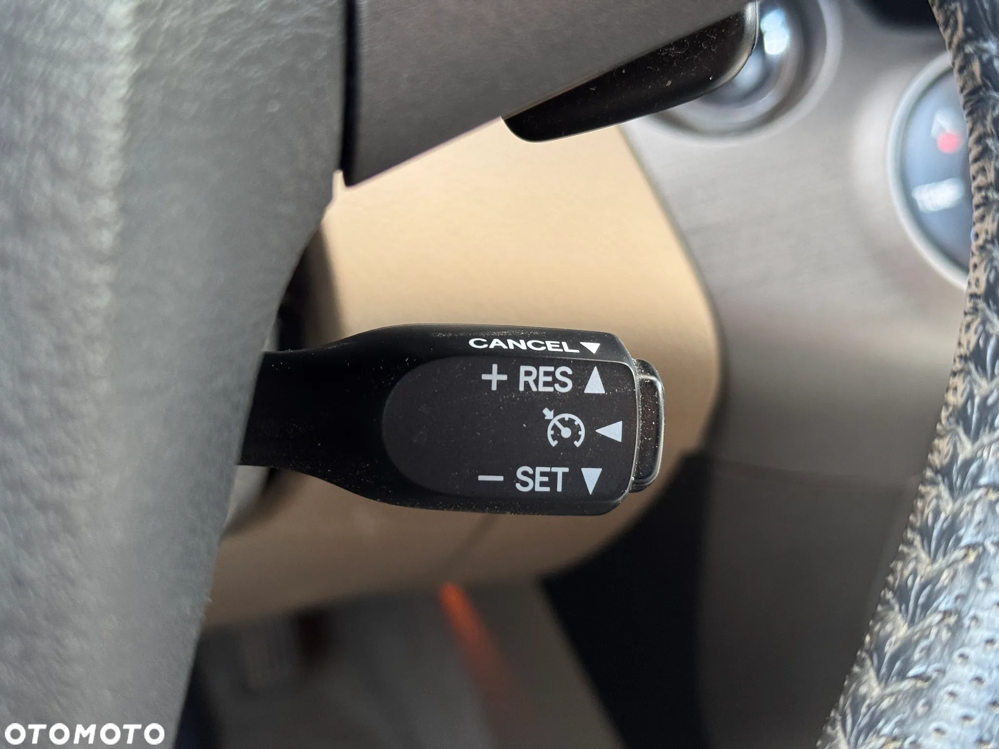 Toyota RAV4 2.2 D-CAT Premium - 19