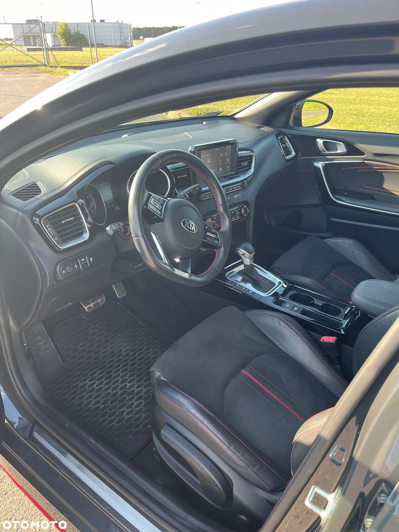 Kia ProCeed 1.6 T-GDI GT DCT - 3
