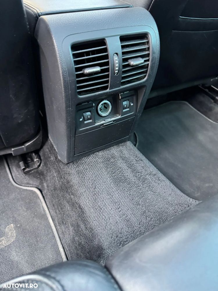 Volkswagen Passat 2.0 TDI BlueMotion Technology Highline - 16