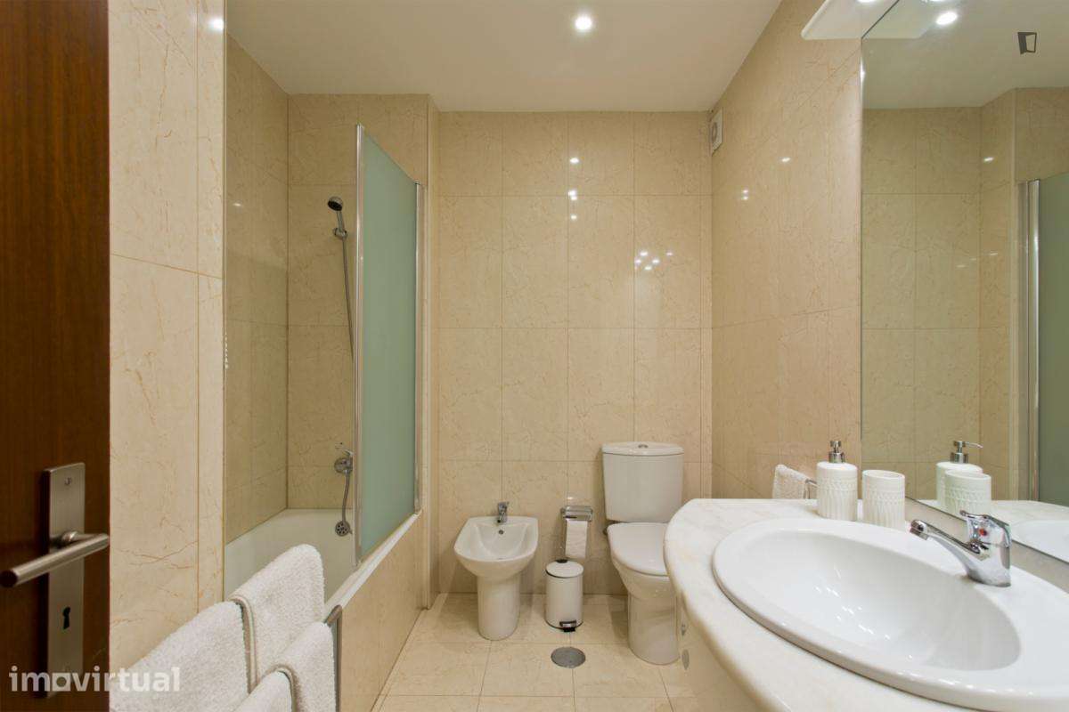 Apartamento com 2 quartos - localizado em Santo Ildefonso Porto - Grande imagem: 5/42