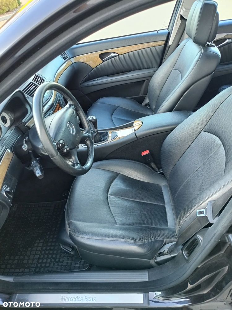 Mercedes-Benz Klasa E 220 CDI Avantgarde - 5
