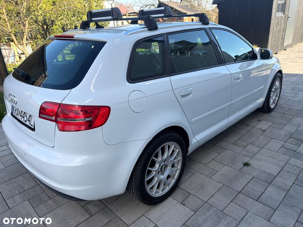 Audi A3 Sportback 2.0 TDI DPF Ambiente - 8