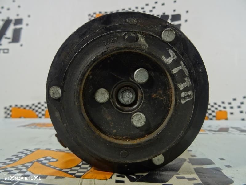 Compressor Do Ac / Ar Condicionado Ford Fiesta Vi (Cb1, Ccn)  Av1119d6 - 2