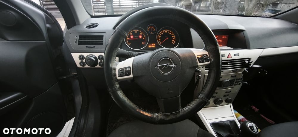 Opel Astra - 8