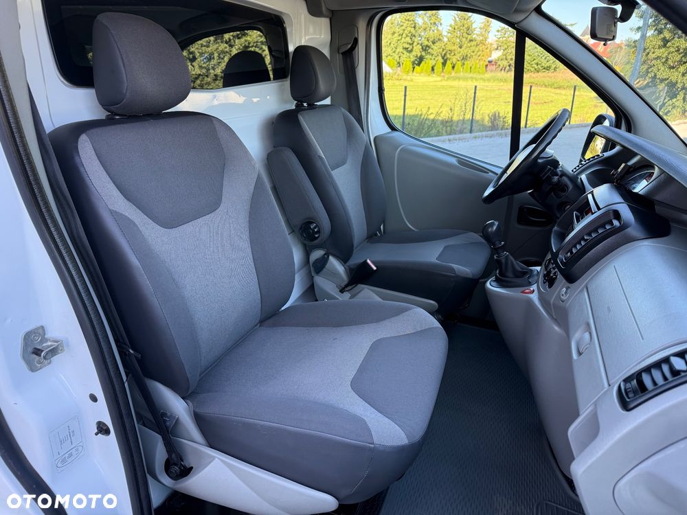 Renault Trafic - 14
