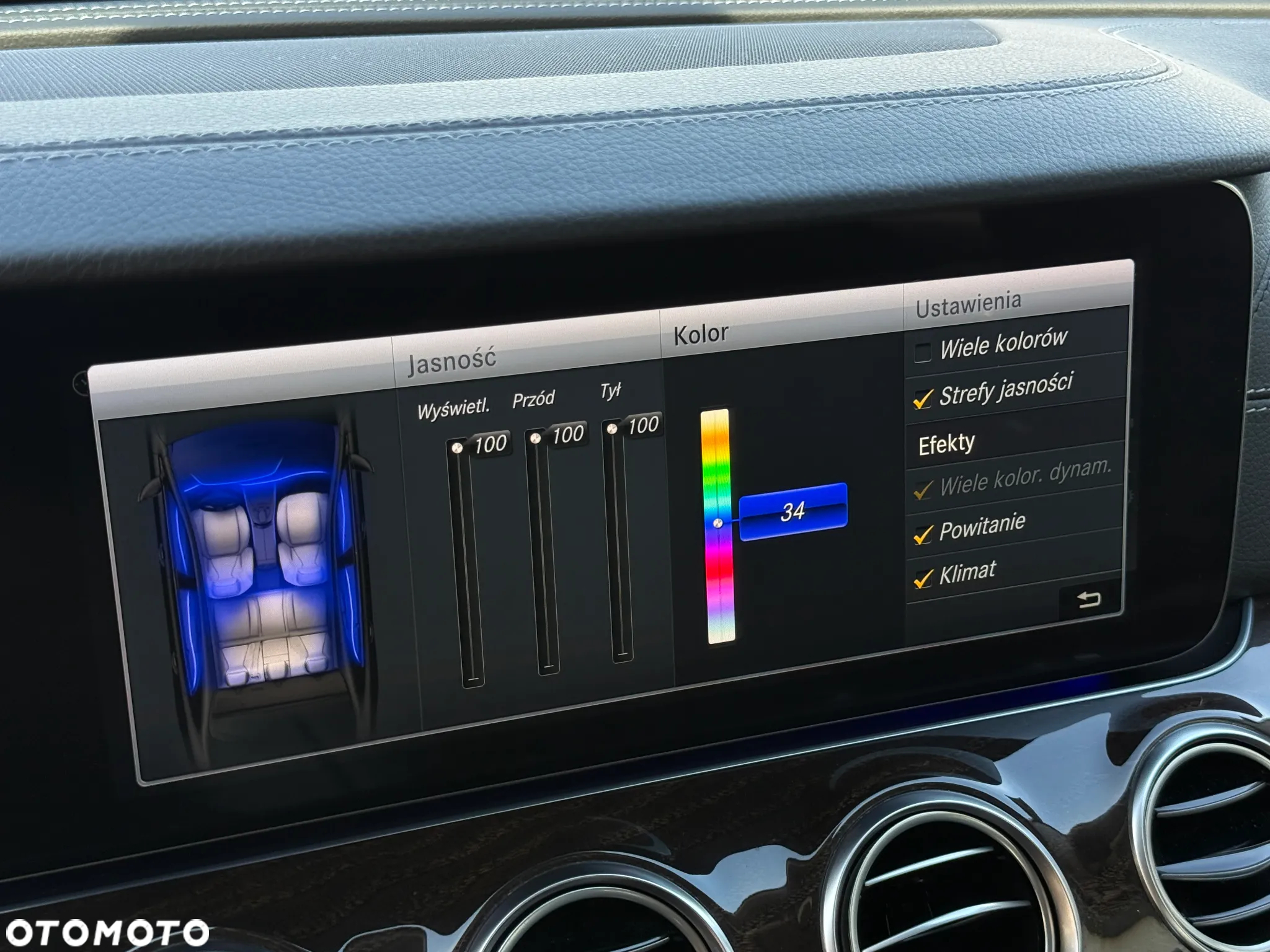 Mercedes-Benz Klasa E 220 d 4-Matic 9G-TRONIC - 16