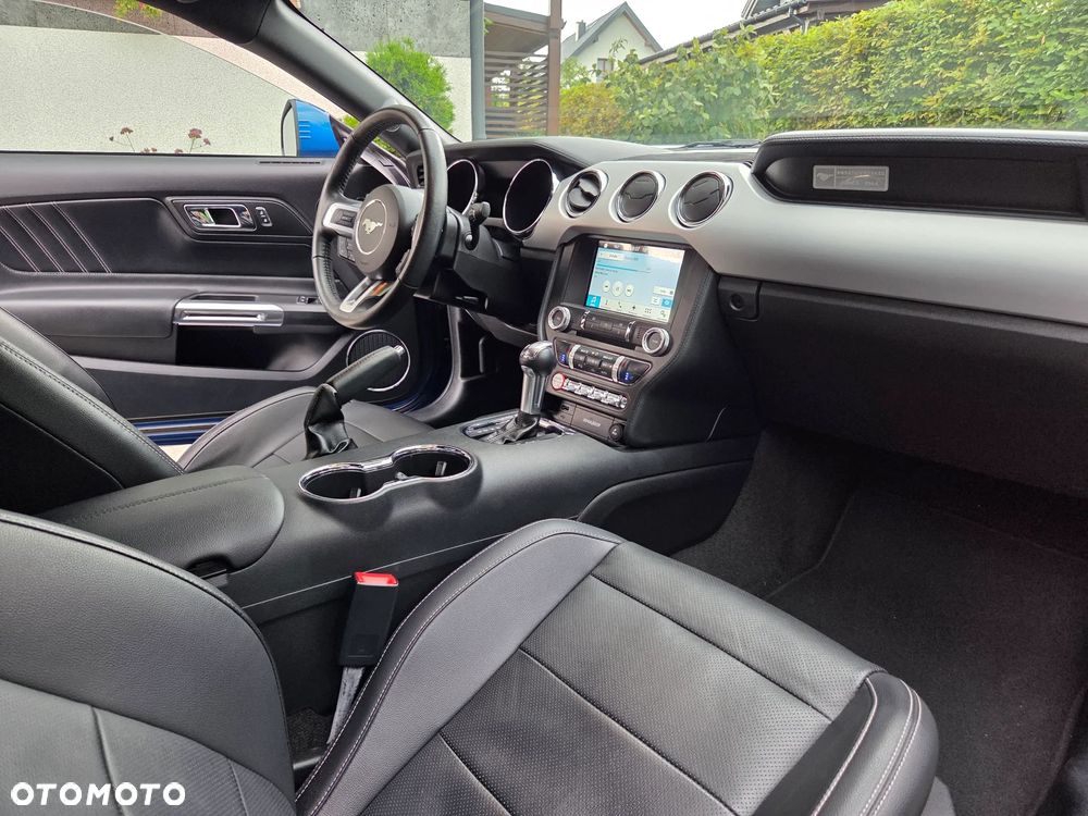 Ford Mustang 5.0 V8 GT - 24