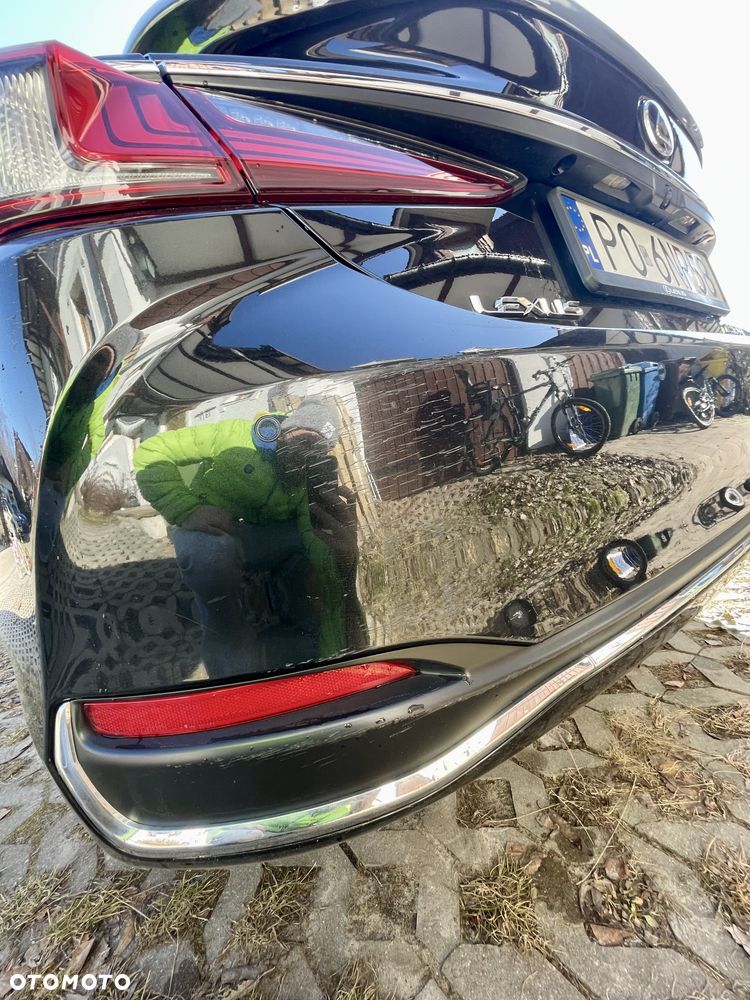 Lexus ES - 6