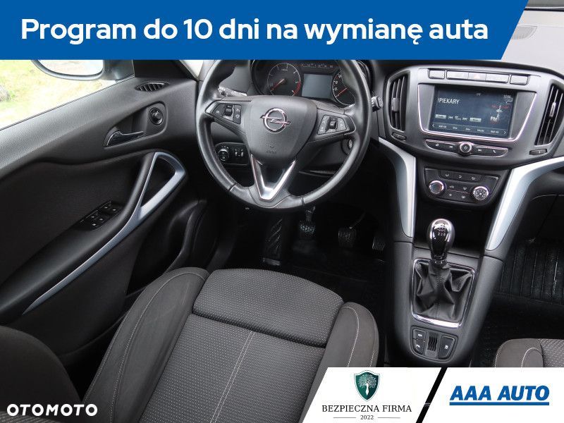 Opel Zafira - 9