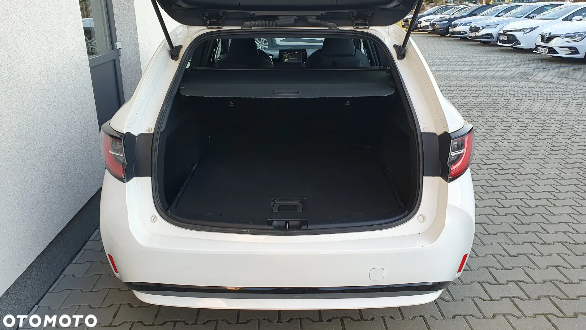 Toyota Corolla 1.2 T Comfort - 23