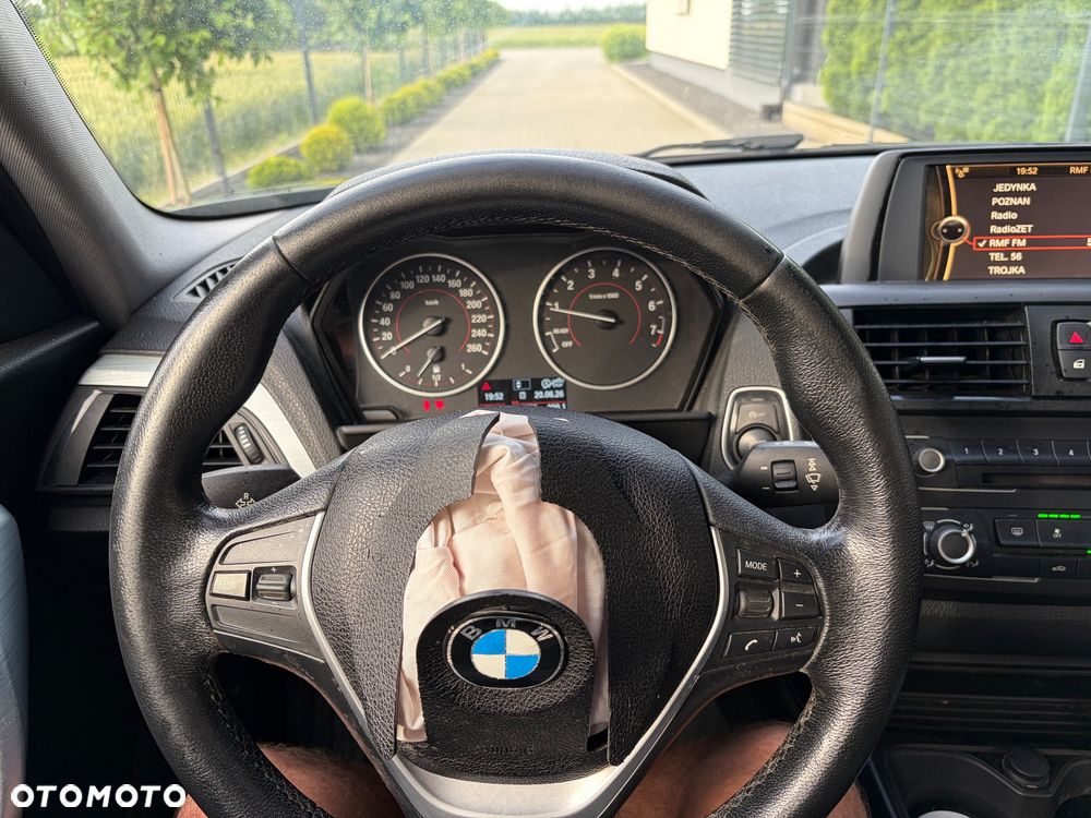 BMW Seria 1 116i Sport Line - 15