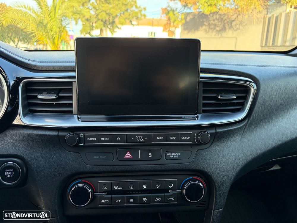 Kia ProCeed 1.6 CRDi GT Line 7DCT - 11