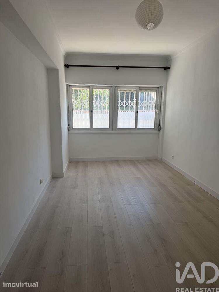 Apartamento T1 em Lumiar de 75 m2 - Grande imagem: 3/14