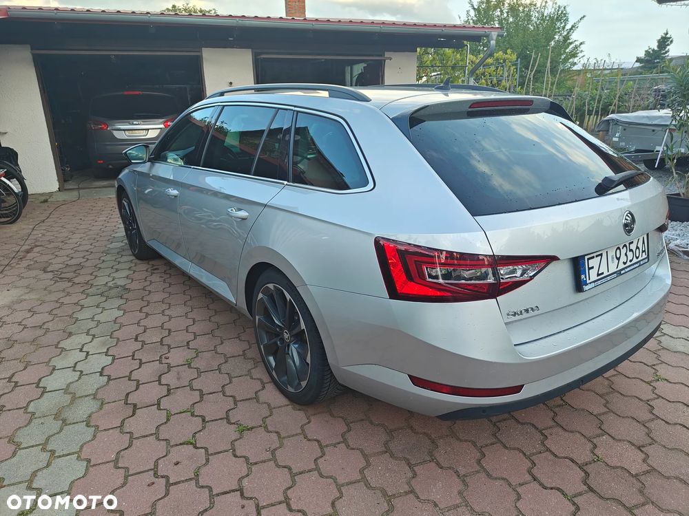 Skoda Superb 2.0 TDI Ambition - 2