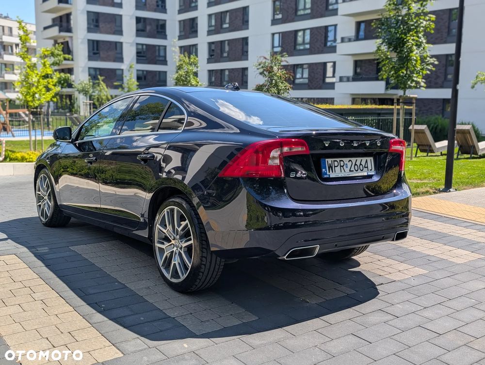Volvo S60 D4 Drive-E Summum - 4