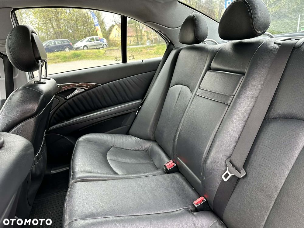 Mercedes-Benz Klasa E - 3