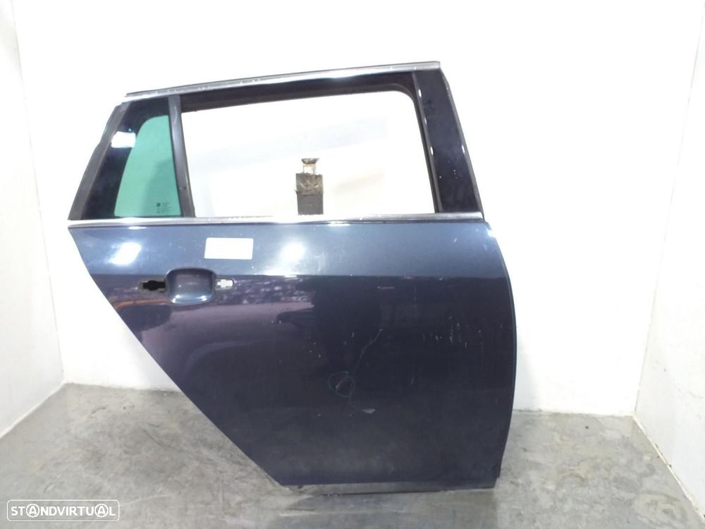 PORTA TRASEIRA DIREITA OPEL INSIGNIA - 1