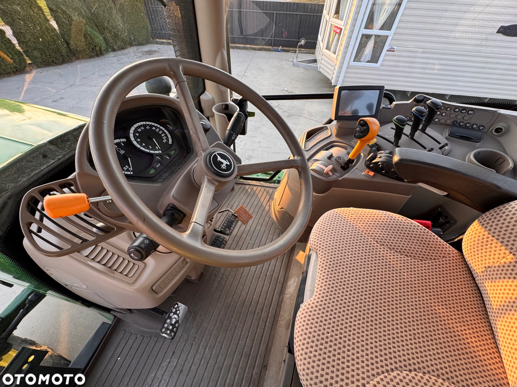 John Deere 6190 R - 19
