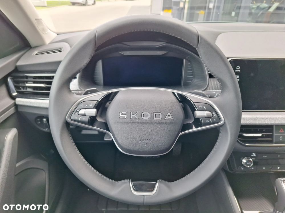 Skoda Kamiq 1.5 TSI Drive DSG - 23