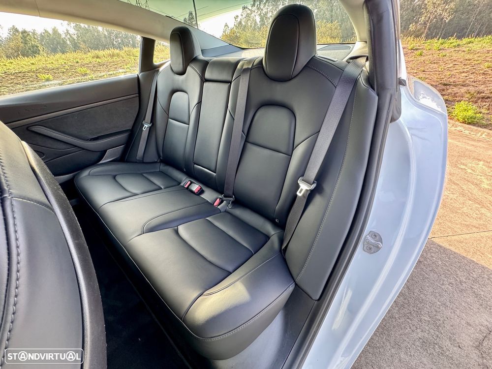 Tesla Model 3 Standard Range Plus RWD - 35