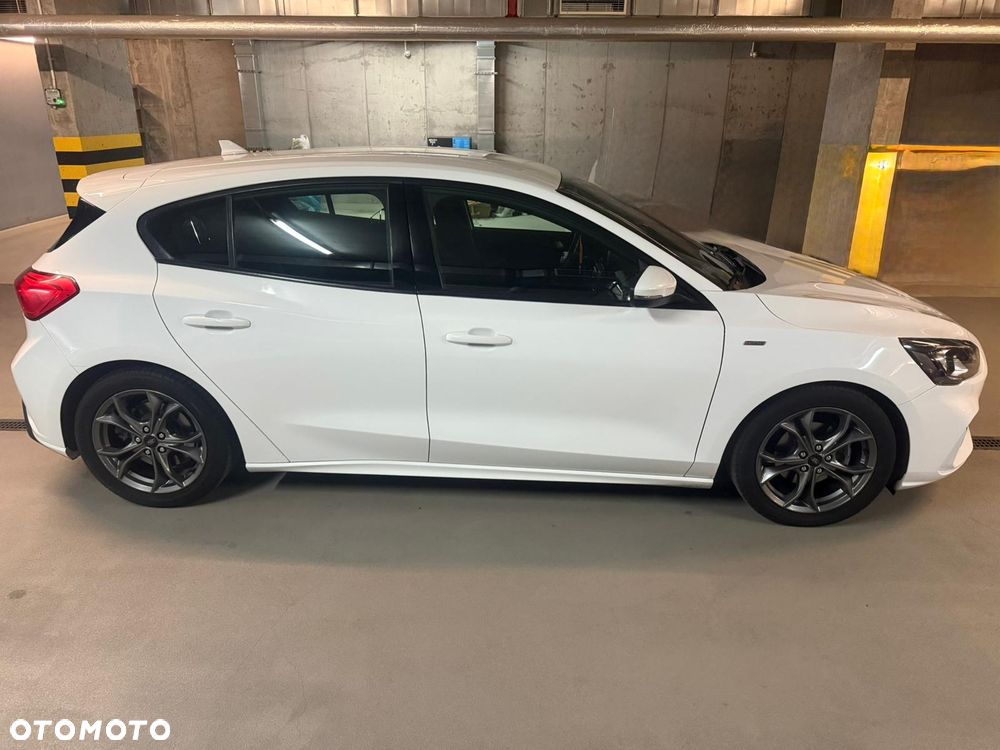 Ford Focus - 2