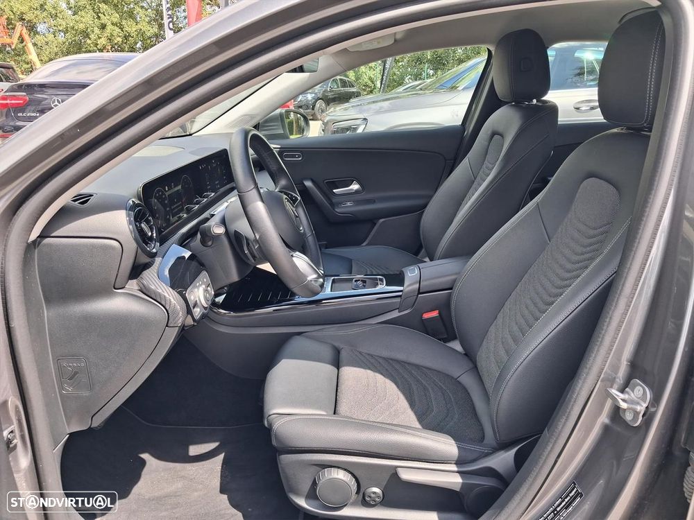Mercedes-Benz A 200 Standard - 10