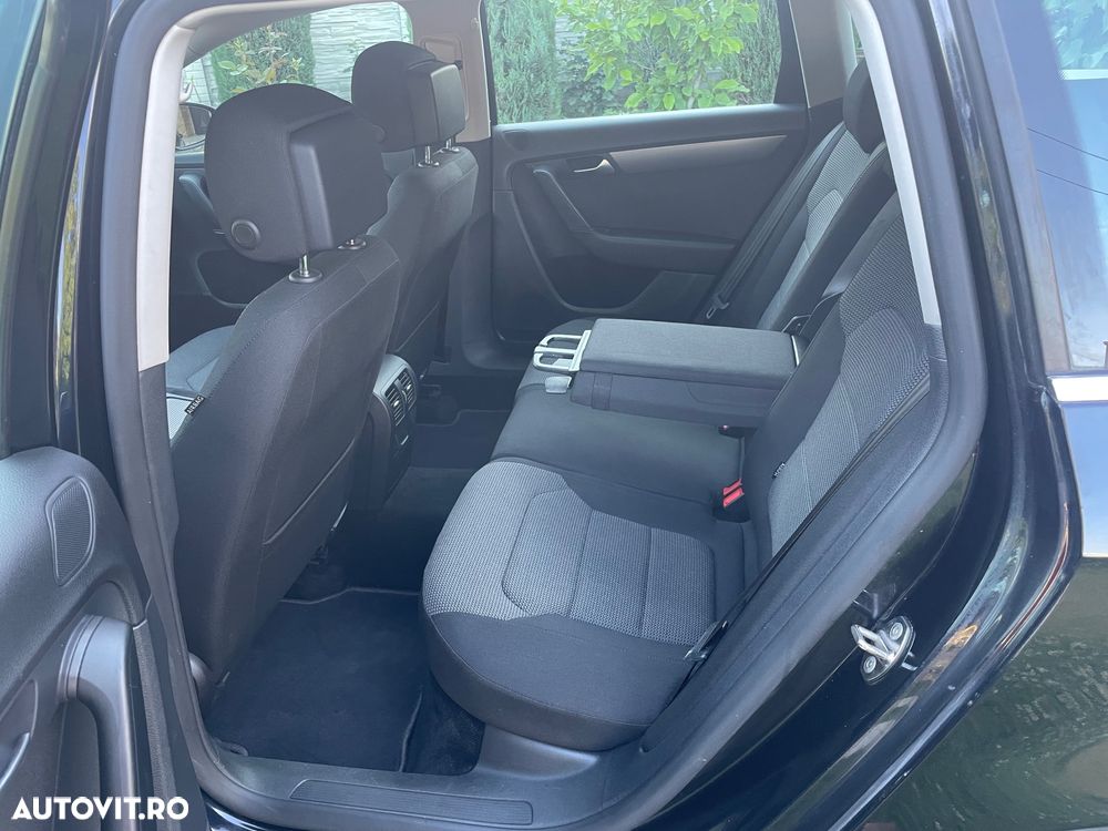 Volkswagen Passat - 18