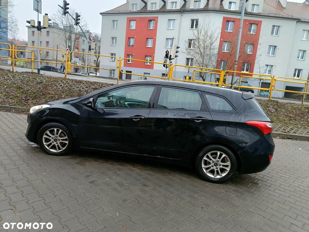 Hyundai i30 1.4 CRDi Base - 1