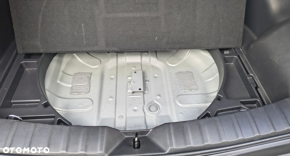 Toyota Corolla Cross 2.0 Hybrid Style - 15