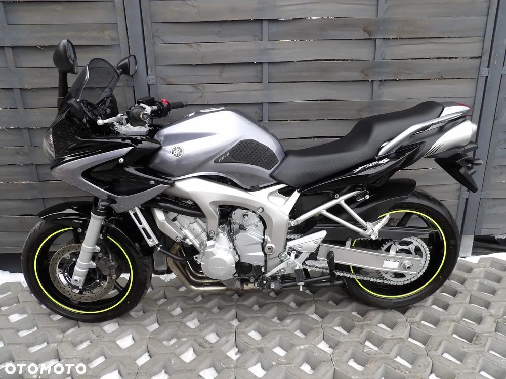 Yamaha FZ6 - 6
